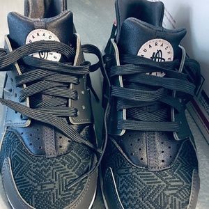 🏃‍♀️Huarache Nike